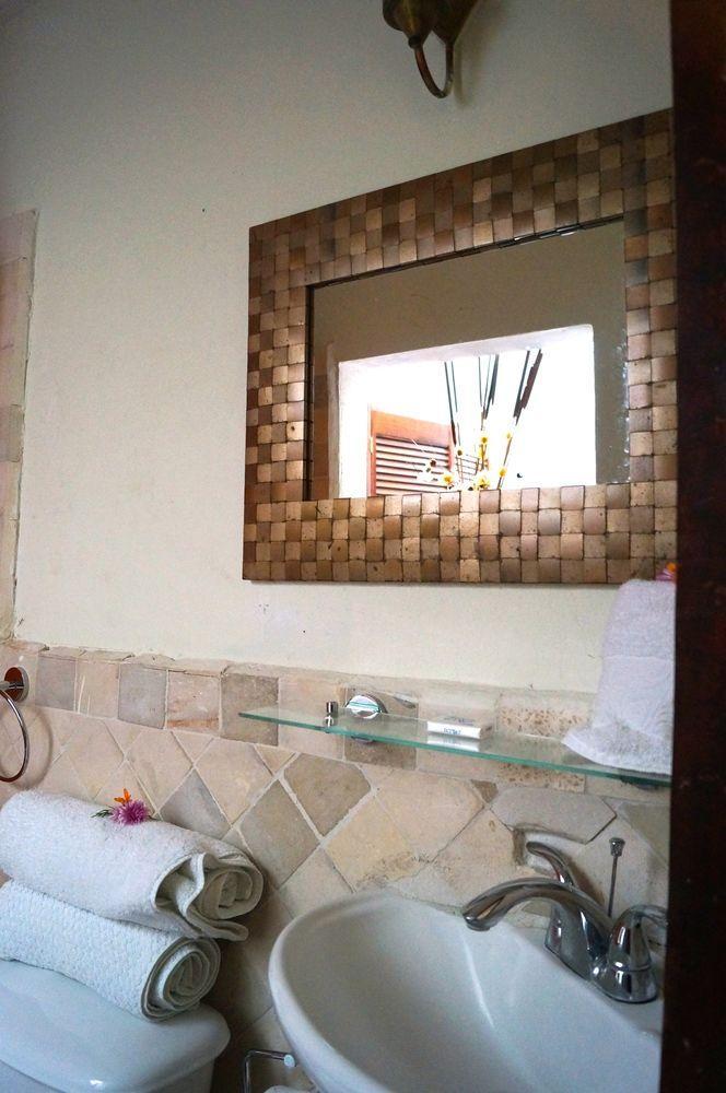 Hotel Aqui Es Mexico Альенде Экстерьер фото