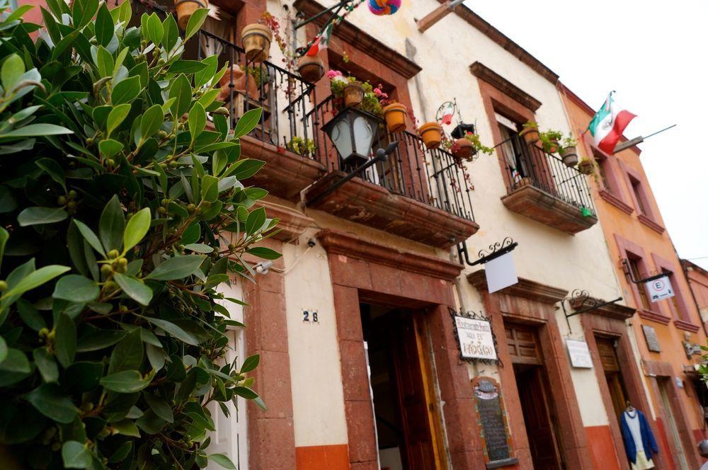 Hotel Aqui Es Mexico Альенде Экстерьер фото